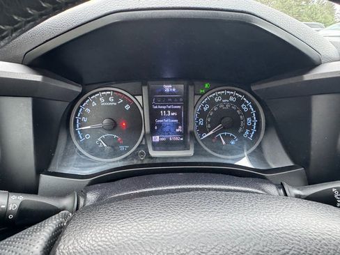 Used 2021 Toyota Tacoma TRD Sport image 17