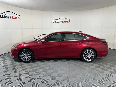 Used 2019 Lexus ES 350 w/ Premium Package FWD image 3