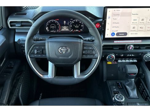 Used 2026 Toyota Tacoma TRD Off-Road w/ TRD Off Road Upgrade Package AWD/4WD image 16