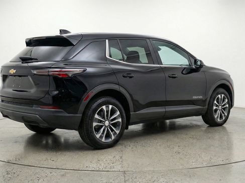 Used 2025 Chevrolet Equinox LT image 9