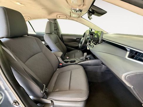 Used 2023 Toyota Corolla LE FWD image 8