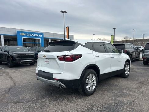 Used 2022 Chevrolet Blazer LT image 3