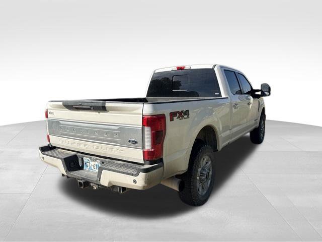 Used 2017 Ford F350 Platinum w/ Platinum Ultimate Package AWD/4WD image 3