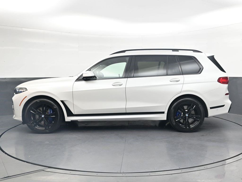 Used 2022 BMW X7 M50i AWD/4WD image 7
