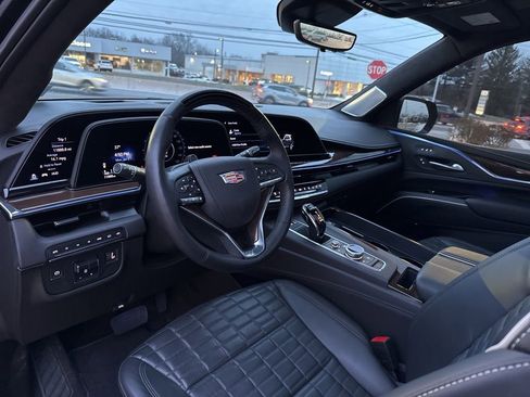 Used 2024 Cadillac Escalade Sport Platinum w/ Heavy-Duty Trailer Package image 46