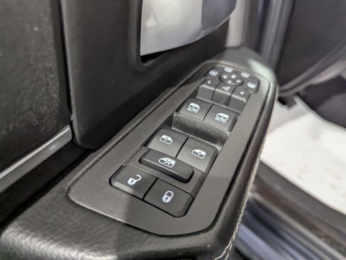 Used 2025 RAM 2500 Big Horn AWD/4WD image 19