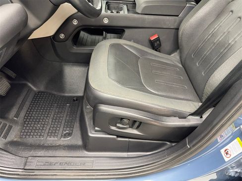 Used 2020 Land Rover Defender 110 SE image 25