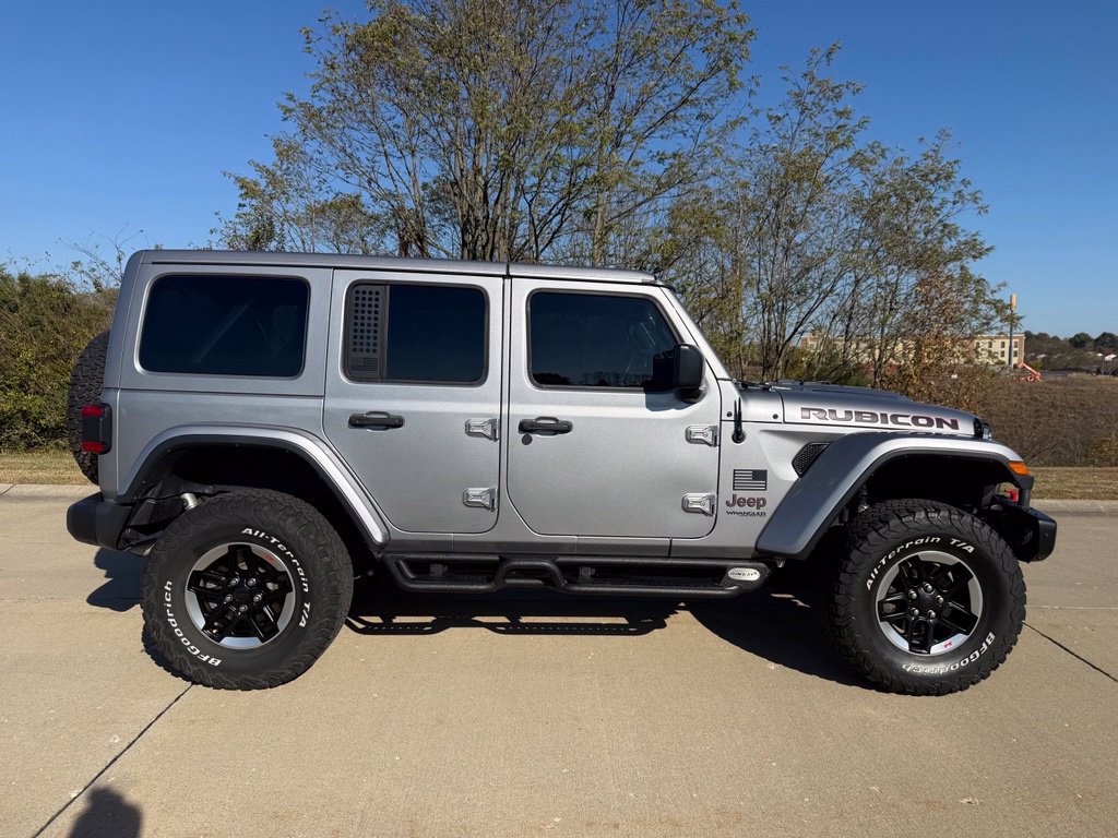 Used 2018 Jeep Wrangler Unlimited Rubicon w/ Dual Top Group AWD/4WD image 2