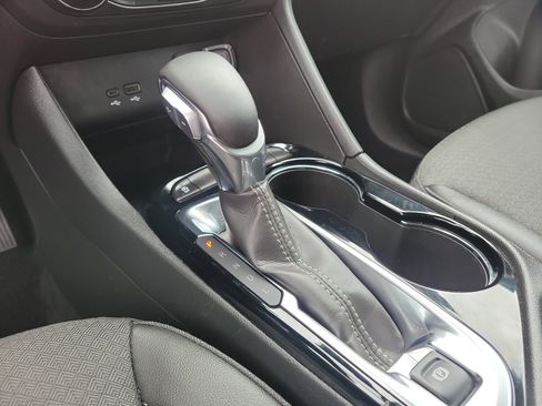 Used 2025 Buick Encore GX Preferred FWD image 22