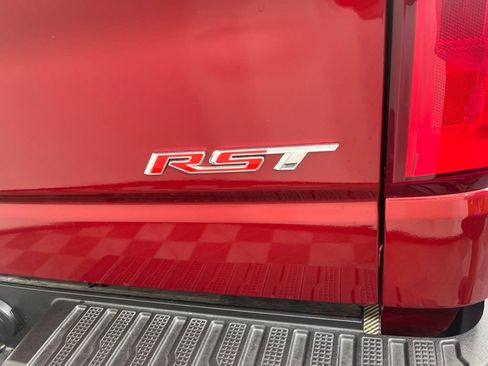 Used 2025 Chevrolet Silverado 1500 RST AWD/4WD image 18
