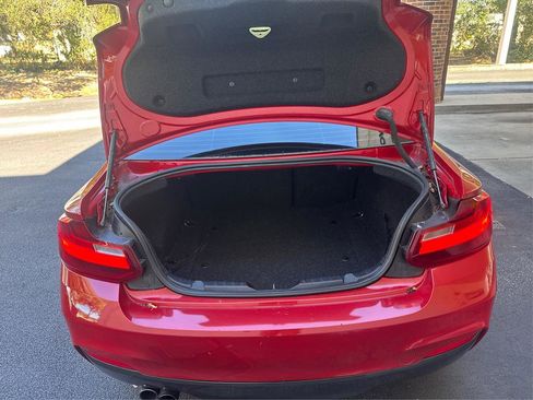 Used 2017 BMW 230i Coupe image 12