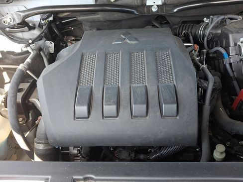 Used 2024 Mitsubishi Eclipse Cross Ralliart AWD/4WD image 27