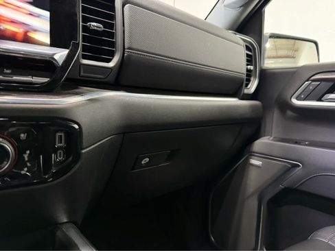 Used 2022 Chevrolet Silverado 1500 LTZ w/ LTZ Premium Package AWD/4WD image 21