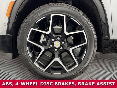 Used 2025 Chevrolet Traverse High Country w/ LPO, Floor Liner Package image 35