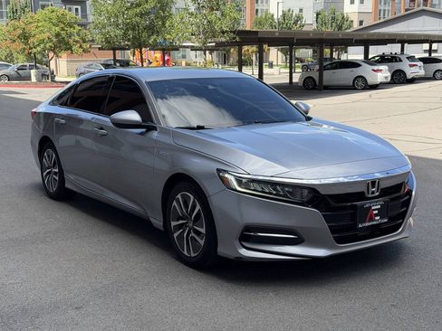 Used 2020 Honda Accord Hybrid image 8