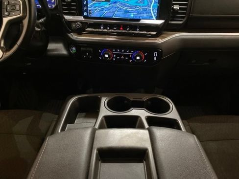 Used 2025 Chevrolet Silverado 2500 LT AWD/4WD image 12