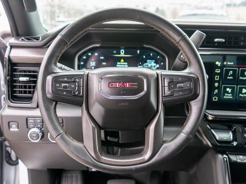 Used 2024 GMC Sierra 2500 AT4 w/ AT4 Premium Plus Package image 17