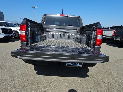 New 2026 Ford Maverick XLT w/ XLT Luxury Package FWD image 16