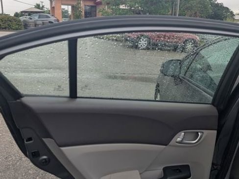 Used 2012 Honda Civic EX image 16