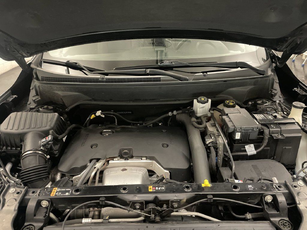 Used 2019 GMC Terrain SLT w/ Preferred Package FWD image 24