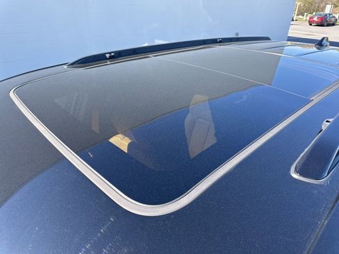 Used 2023 Jeep Grand Cherokee L Summit image 44