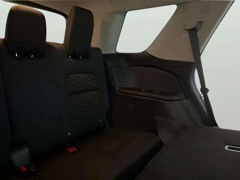 Used 2023 Nissan Pathfinder S AWD/4WD image 78