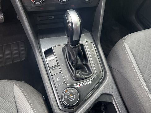 Used 2018 Volkswagen Tiguan S w/ 3rd Row Seat Package AWD/4WD image 34
