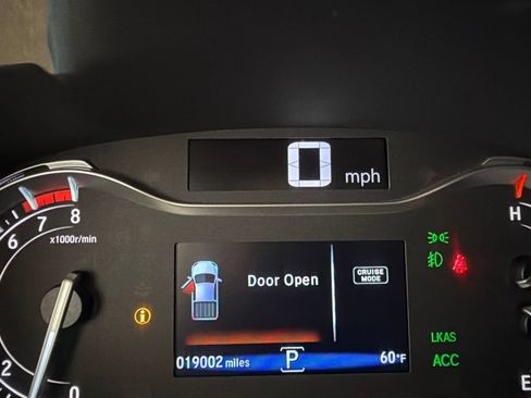 Certified 2023 Honda Ridgeline Sport image 12