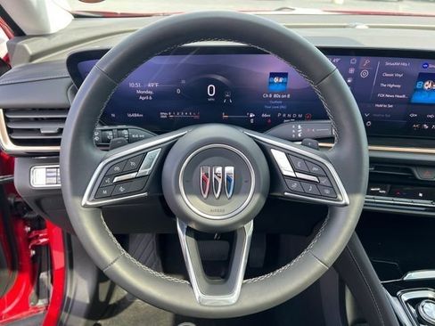 Certified 2025 Buick Envision Avenir AWD/4WD image 27