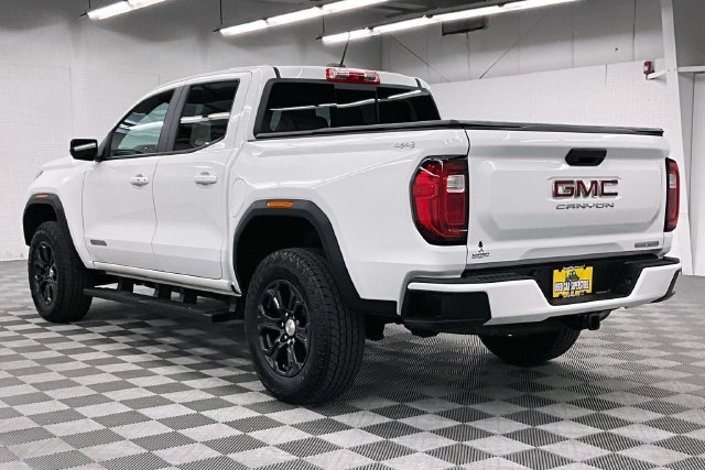 Used 2024 GMC Canyon Elevation w/ Convenience Package AWD/4WD image 2