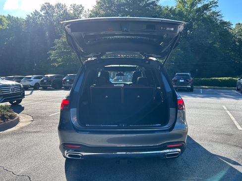 Certified 2025 Mercedes-Benz GLS 450 4MATIC image 9