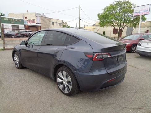 Used 2021 Tesla Model Y Long Range AWD/4WD image 5