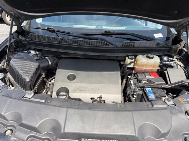 Used 2019 Chevrolet Traverse LS FWD image 11
