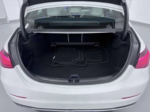 Used 2025 Mercedes-Benz C 300 4MATIC Sedan image 25