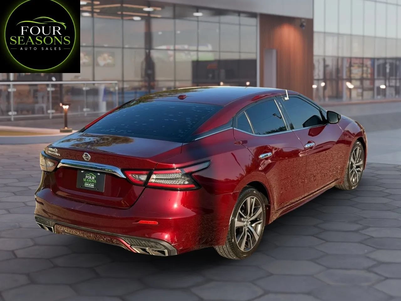 Used 2019 Nissan Maxima 3.5 S w/ Floor Mat Group FWD image 3