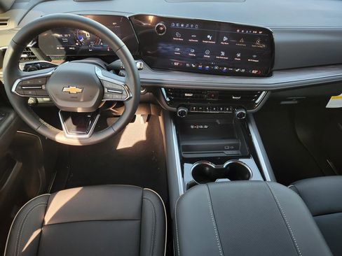 New 2026 Chevrolet Tahoe Premier AWD/4WD image 18