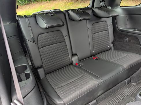 Used 2025 Nissan Pathfinder Rock Creek AWD/4WD image 21