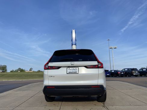 New 2026 Honda CR-V LX image 9