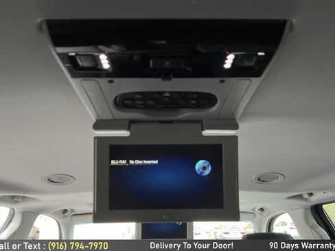 Used 2016 Cadillac Escalade ESV Premium image 30