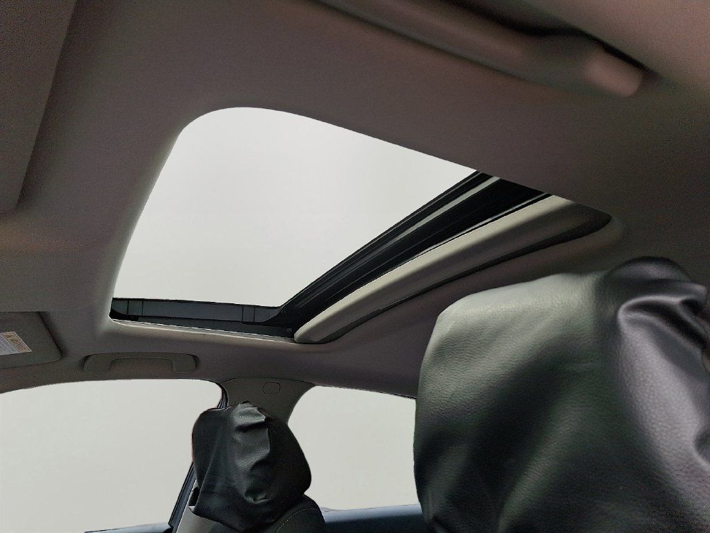 Used 2023 Honda Civic EX image 14