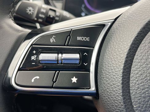 Used 2025 Kia Seltos S FWD image 29