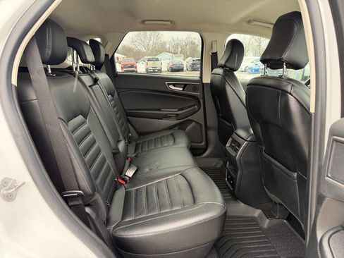 Used 2022 Ford Edge SEL w/ Convenience Package image 15