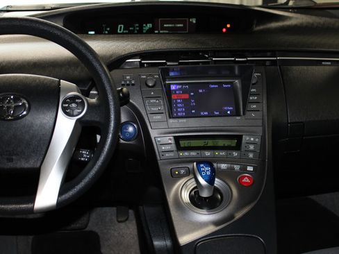 Used 2013 Toyota Prius Three FWD image 13