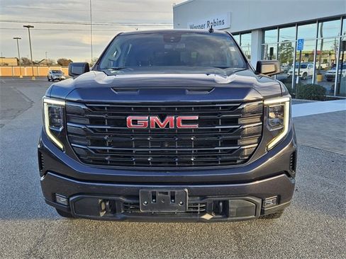 Used 2023 GMC Sierra 1500 Elevation image 2