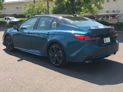 Used 2026 Toyota Camry XSE AWD/4WD image 4