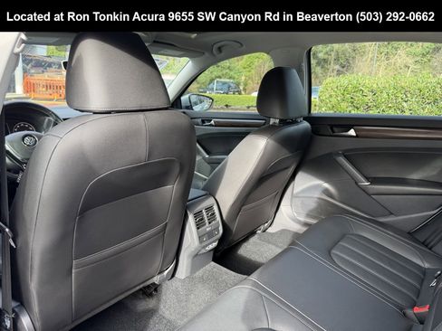 Used 2020 Volkswagen Passat 2.0T SEL image 31