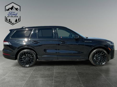 Used 2025 Lincoln Aviator Reserve w/ Luxury Package image 6