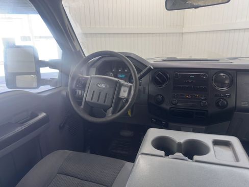 Used 2011 Ford F250 XL RWD image 13