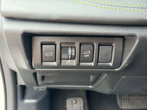 Used 2025 Subaru Outback Onyx Edition AWD/4WD image 33