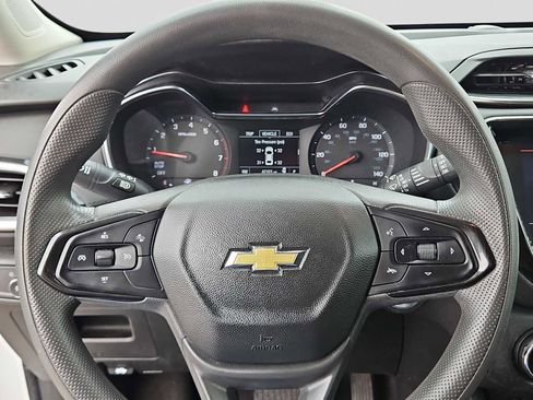 Used 2023 Chevrolet TrailBlazer LT w/ Convenience Package image 19